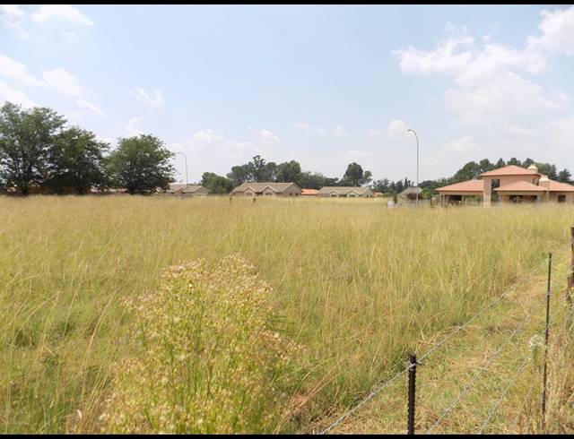4,679M² VACANT LAND FOR SALE IN KOOKRUS